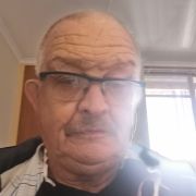 Hennie876